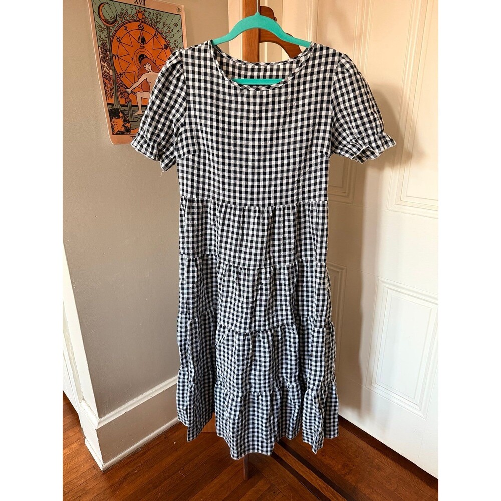 Gingham tiered dress